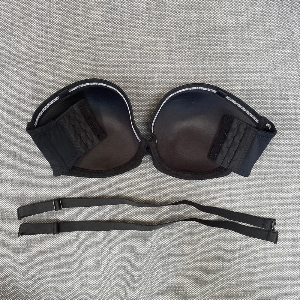 Convertable Bra Strapless, Backless, Clear Straps, or Traditional, Black 34 D - Picture 5 of 10